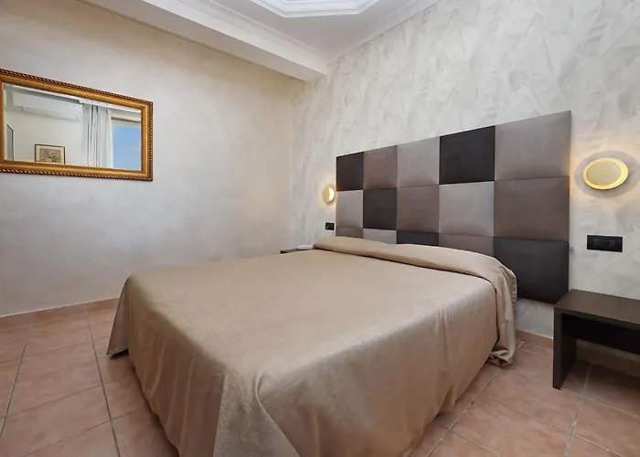 Otel Rimini 3*