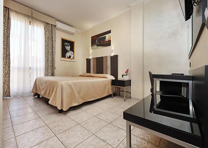 Otel Rimini 3*